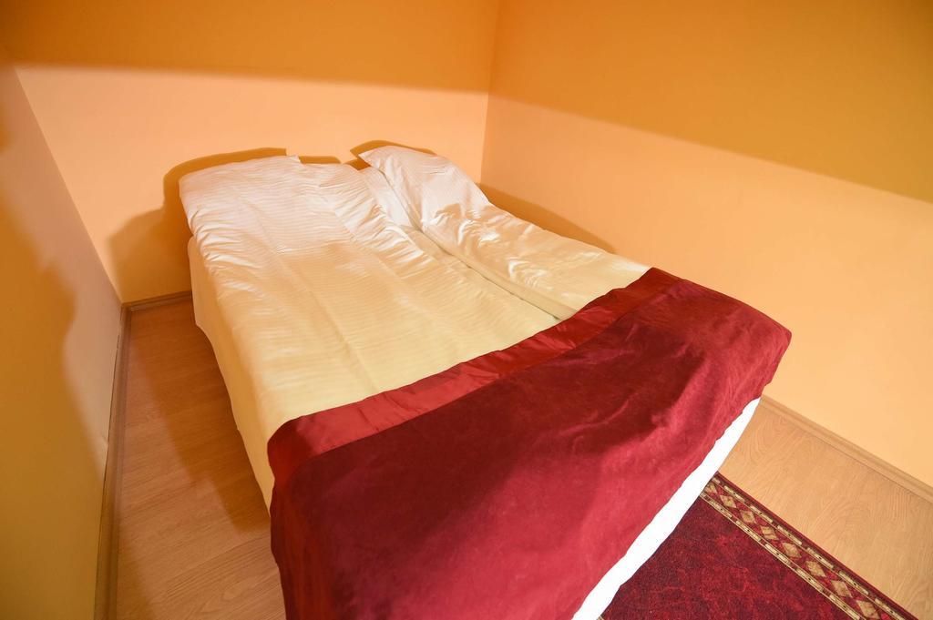 Apartment Inn Rooms Νόβι Σαντ Δωμάτιο φωτογραφία